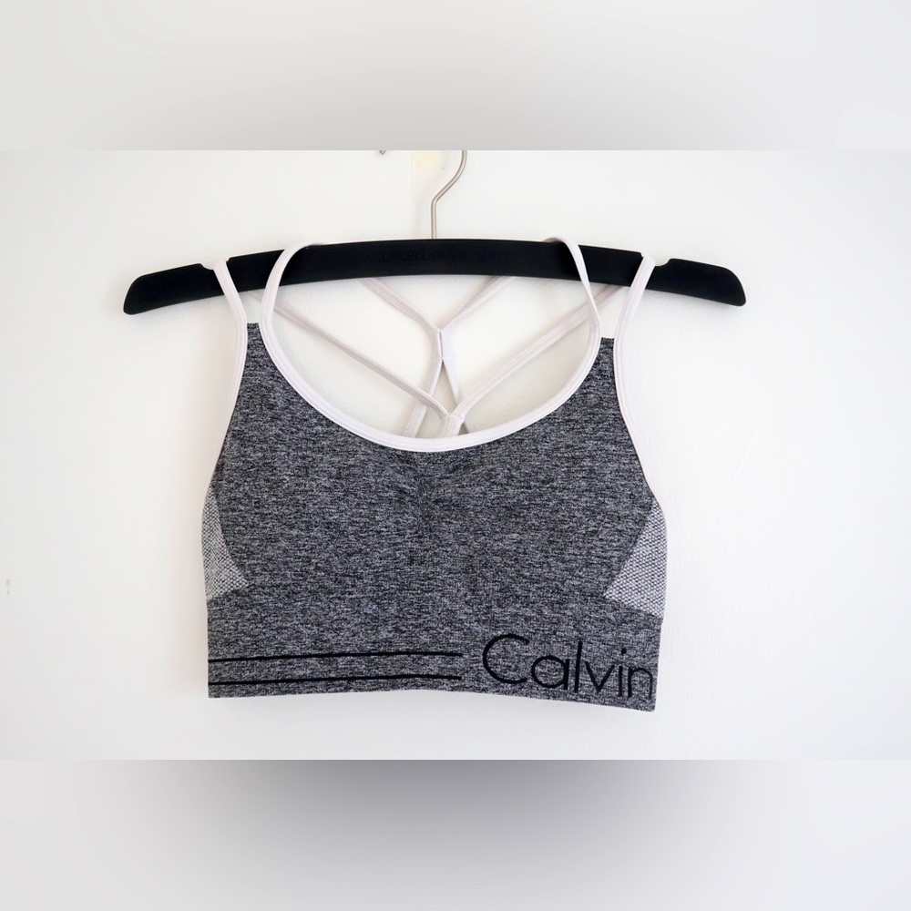 Women’s Calvin Klein Performance Grey and White Sports Bra Extra Small (XS)